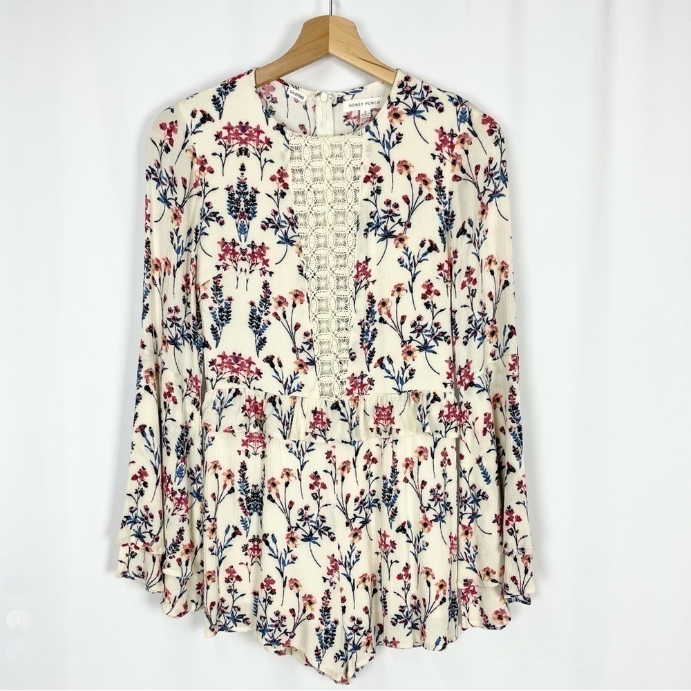 HONEY Punch BOHO Bell Sleeve Romper with Lace Panel, Size Small